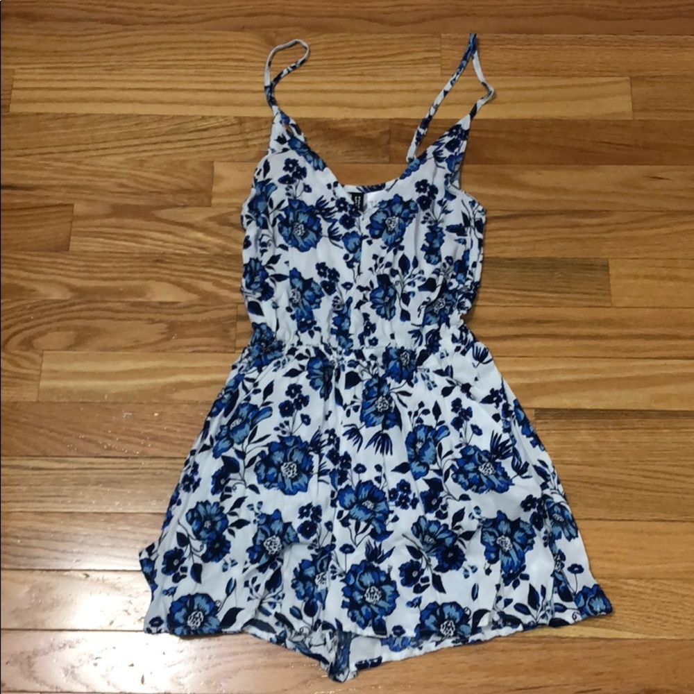 Floral romper - size 2